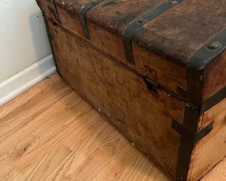 C146 - $40. Small Antique Trunk. Measures 27.75" wide x 16" deep x 16" tall. Project Condition.