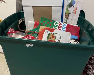 C134 - $10 Box of Gift Bags & Boxes.