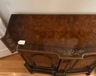 C95 - $150. Small Drexel Entry Cabinet. 2 doors that open with one shelf. Measures 38.75" wide x 15.5" deep x 30" tall.