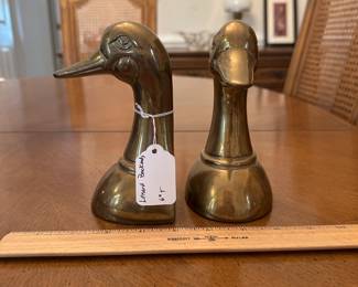 C51 - $30. Leonard Brass Duck Bookends. Measures 6" tall.
