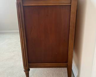 C30 - $175. Vintage Wooden Dresser. Measures 73.5" x 19" deep x 32.5" tall. Mirrors are 19.5" wide x 45" tall. All drawers slide. Very good vintage condition - just a few marks on the finish on the top.