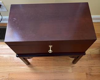 C4 - $40. Small Chest on Stand with key! Measures 17.5" wide x 10" deep x 20.5" tall.