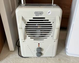 C131 - $15. LeLonghi Heater.