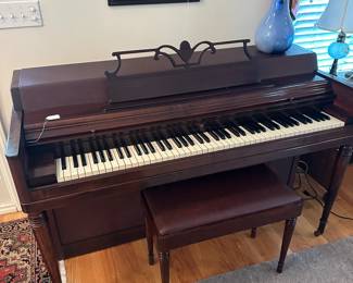 C86 - $50 Wurlitzer Piano. Good condition - needs tuned. YOU MUST HIRE MOVERS!