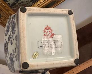 C97 - $35. Decorative Blue & White Ginger Jar. Measures 8.5" wide x 12" tall.