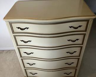 C6 - $150. Vintage French Provincial Drexel Dresser. Measures 35" x 21" deep x 50" tall. All drawers slide. Some paint crazing on the top.