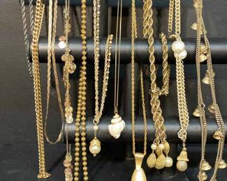 11 Tri Colored Necklaces