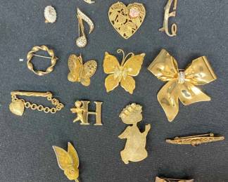 Gorgeous Gold Colored Brooches 