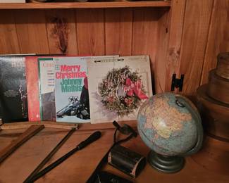 Record Albums, Globe