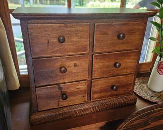 Small Wooden Drawer Cabinet