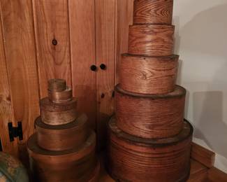 Round Nesting Wooden boxes