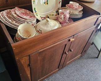 China, Wood Hutch/Server