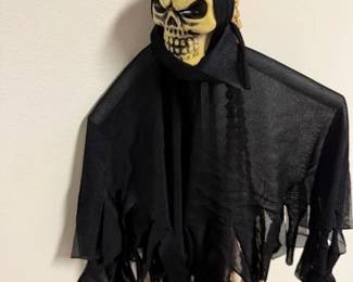 Cool vintage Halloween decoration. Many more to be discovered. 