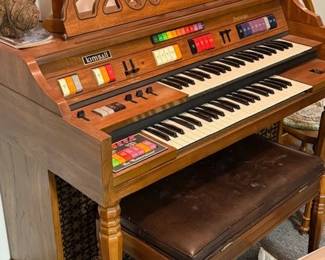 Kimball organ. 