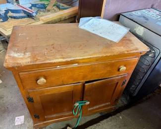 Solid wood dressers. Furniture. 