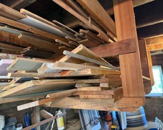 More wood. Watch your head. Oak. 