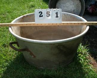 Aluminum Tub Iron Handles 30 Gallon