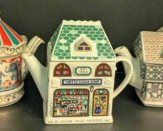 Charming Collectible Novelty Teapots Set of 3 Ft. Sadler And Wade