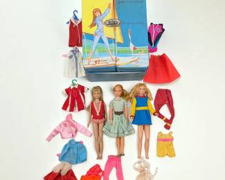 Vintage Mattel Skipper Case With Three Skipper Dolls And Assorted Clothing
