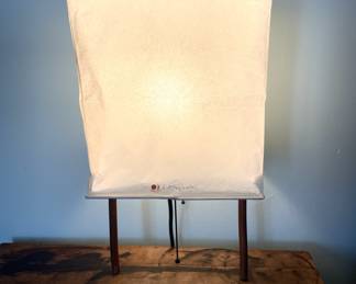 Noguchi lamp