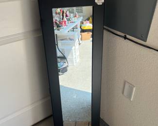 Mirrored jewelry cabinet