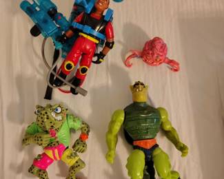 Vintage ninja turtles toys.