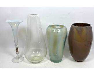 Lot 585 4pc Art Glass Vessels, Bud Vase.