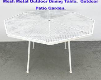 Lot 630 Russell Woodard Octagonal Diamond Mesh Metal Outdoor Dining Table. Outdoor Patio Garden.