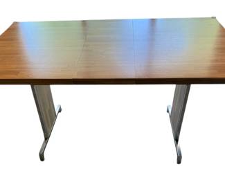 Laminate Craft Table With Leaf 