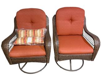 2 Patio Chairs That Swivel With Removable Cushions 