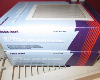 Radio Shak In Wall 6 1/2" 2 Way Speaker System