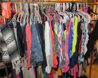 Women's Clothes Size XS-Med