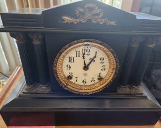Antique Mantel Clock.