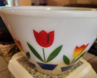 Vintage Fire King...wonderful! 