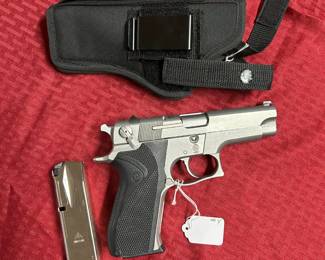 4. Smith & Wesson Model 5906 9mm