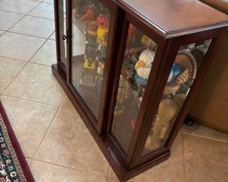 Home Meridian short curio cabinet.
40”w 12.25”d 33”t $ 250.00 each
Only 1 remaining