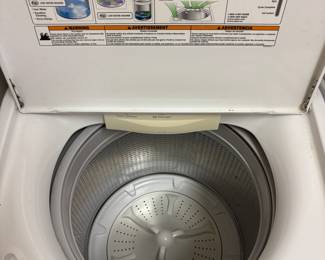 Kenmore washer and dryer 2011 clean great shape $400.00 pair