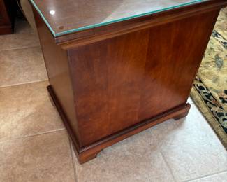 (2) Riverside 3 drawer 1 pull out End Tables. 20”w 26”d 26.5”t. $ 175.00 each