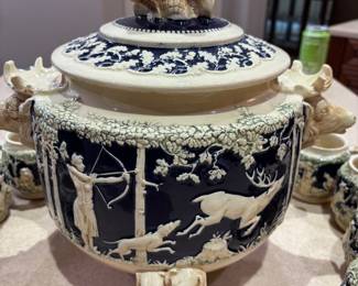 Vintage German Wick Wenke Hunting Punch Bowl/ Tureen & 12 cups $200.00
Tureen:15”w 10”d 14”t cup: 3.5” t 3.5” diameter