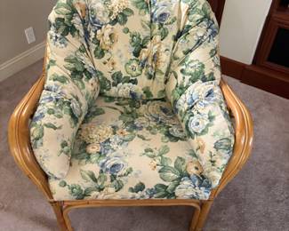 Bamboo and rattan set:
$900.00 6 piece set
Sofa: 78”w 32”d 32”t
(2) chairs: 34”w 32”d 32”t Otto: 25”x19”x 18”t
End Tbl: 20”w 28”d 22”t
Coffee: 36”w 26”d 16”t