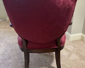 Burgundy Arm Chair 23.5”w 21”d 35”t
$ 180.00