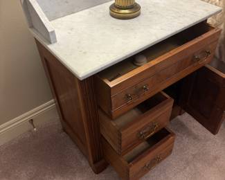 Mothers Maple washstand w marble top
27.25”w 15.25”d 33.5”t $ 250.00