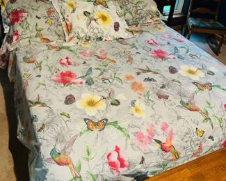 Beautiful Butterfly Bed duvet w/ Shams 
King