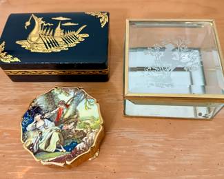 Assorted jewelry/trinket boxes