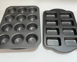 Muffin pans