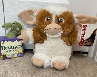 Dragon Rescue kit and Gremlins Gizmo doll (NWT)