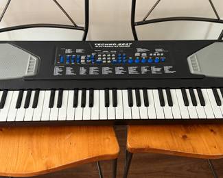 Techno-Beat electronic keyboard