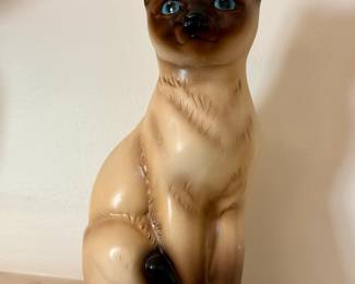 Goebel Siamese cat figurine