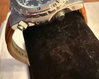 JACQUES LEMANS Collection Chronograph Alarm 100m, and much more plus Custom Leather Band with anti- allergen band is numbered and watch  appears to have never been worn # 837  Stainless Steel, Water Resistant 10 ATM All Leather Band (this Beauty is like new) 