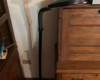 floor lamp